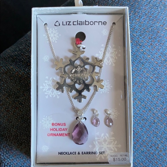 Liz Claiborne Jewelry - Liz Claiborne Holiday Set
